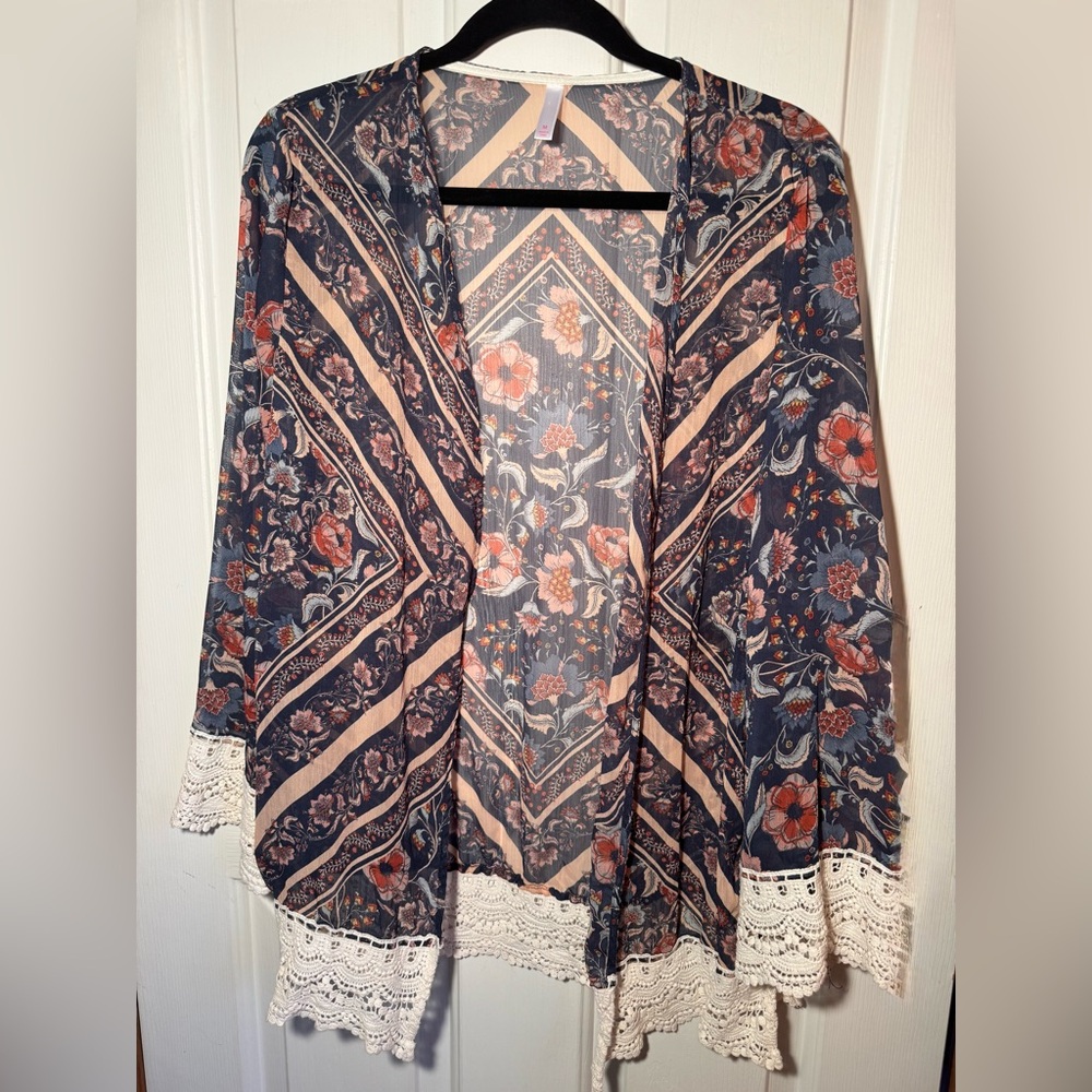 Kimono Blue Pink Floral Chevron stripes with Cream Lace Trim Boho jacket Medium